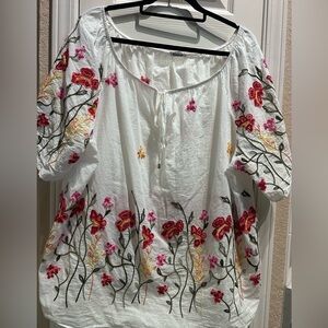 Kindred Floral Embroidered White Blouse